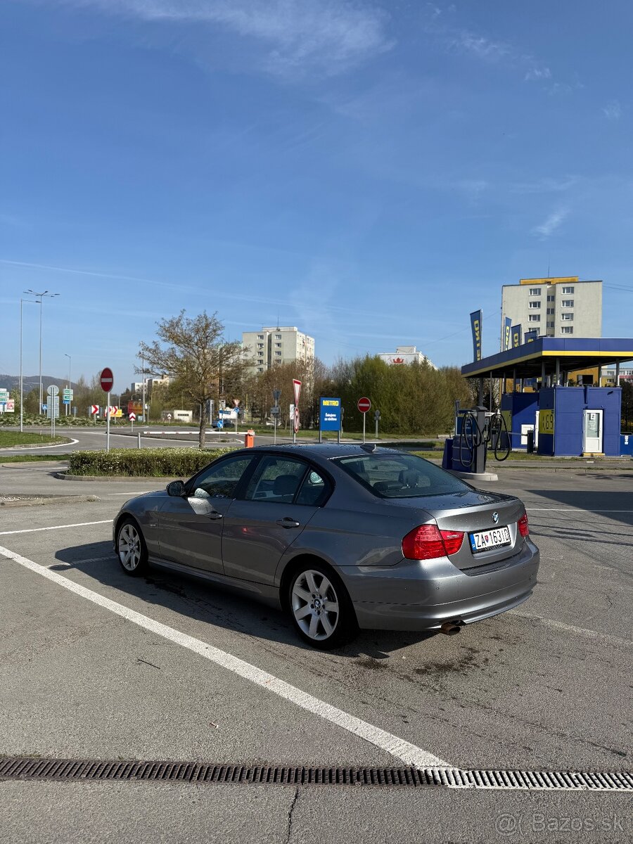 BMW 318d Aut. E90 facelift - 3
