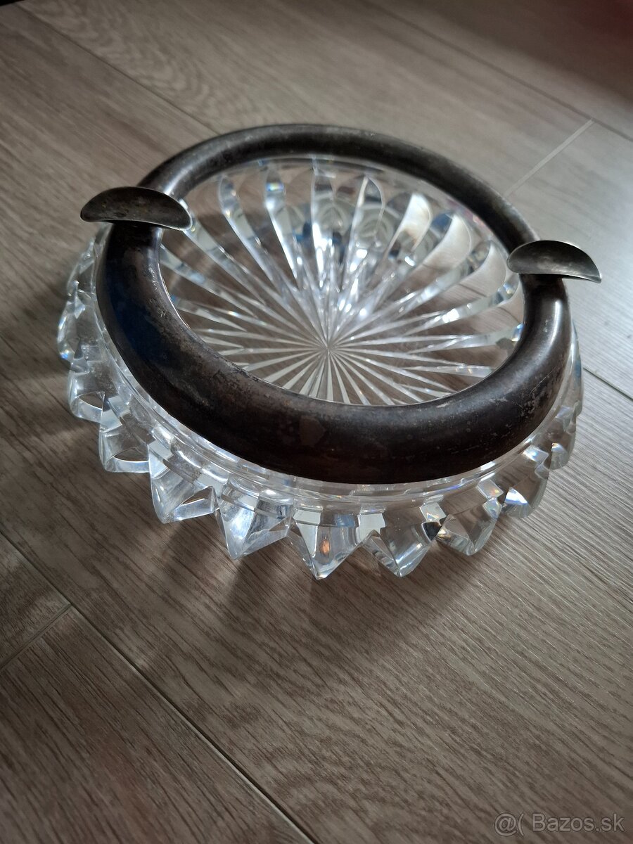Krištáľový popolník so strieborným okrajom - 3