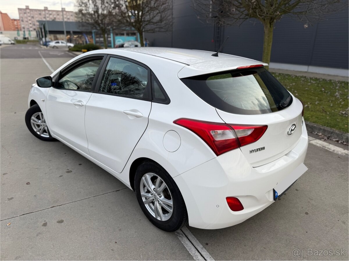 Hyundai i30 1.4i Benzin MPI DOHC CVVT Comfort//SK VOZIDLO// - 3