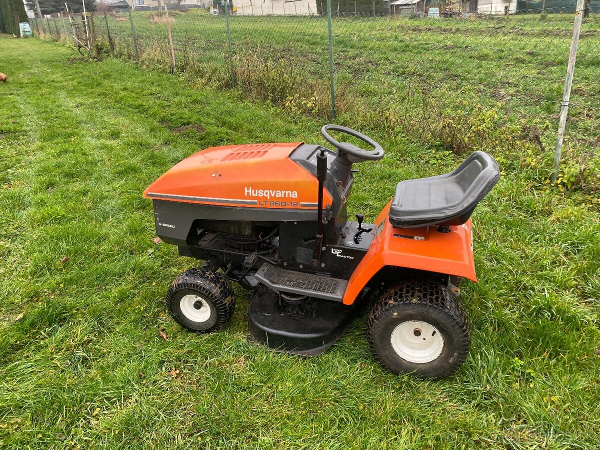Záhradná traktorová kosačka Husqvarna LT960-12 - 3
