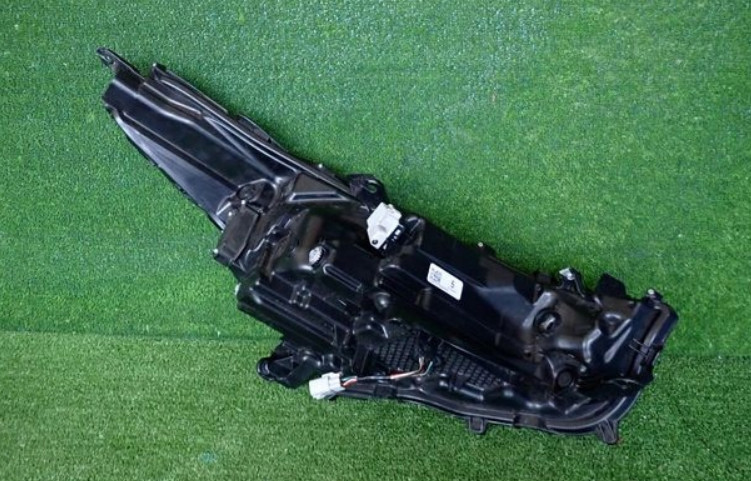 toyota highlander svetlo 2020+ - 3