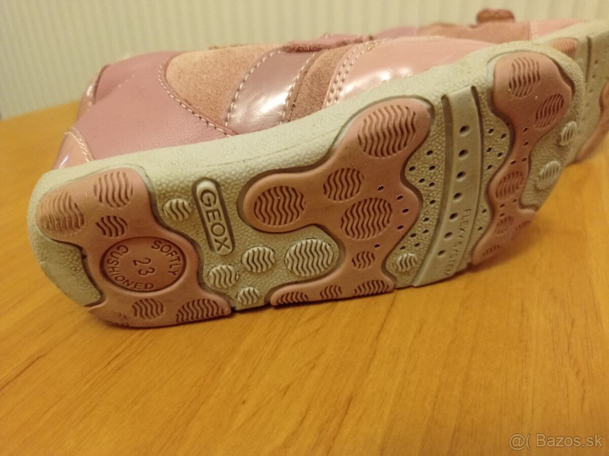 Prechodne GEOX topanky vel.23 - 3