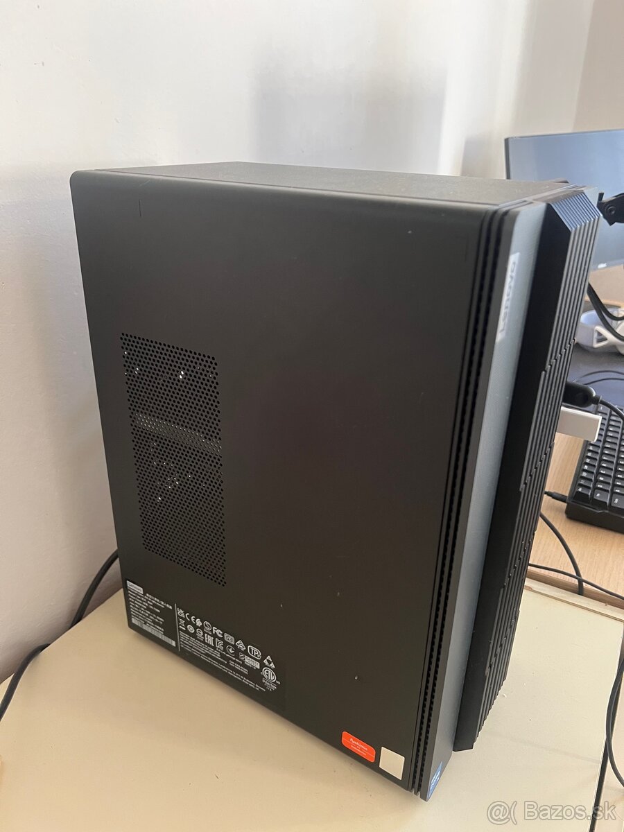 Stolný počítač - 3