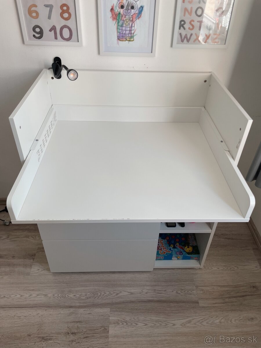 Prebaľovací stôl alebo písací stôl - 3