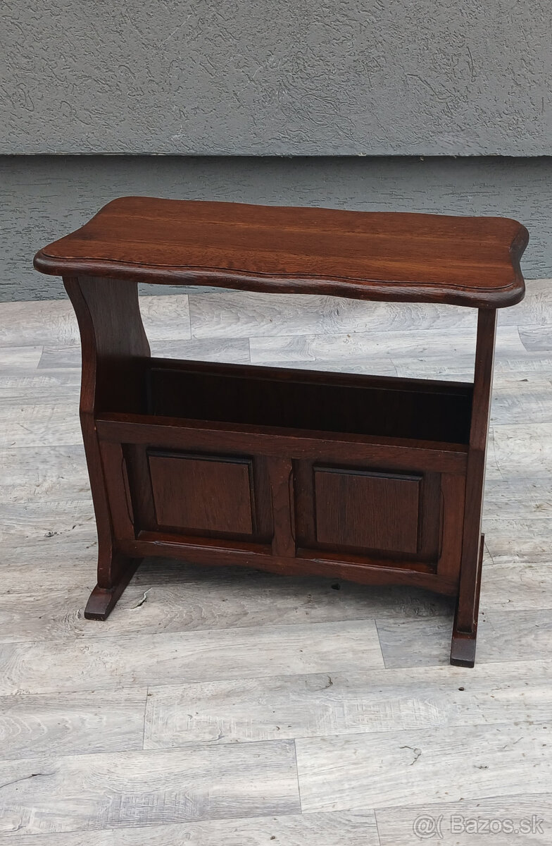 Stojan na časopisy . - 3