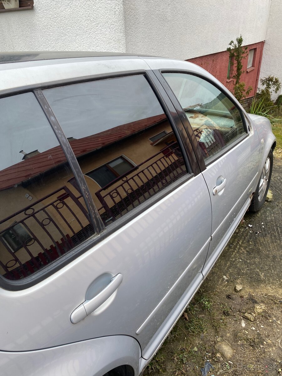 Golf 4 dvere LB7A - 3
