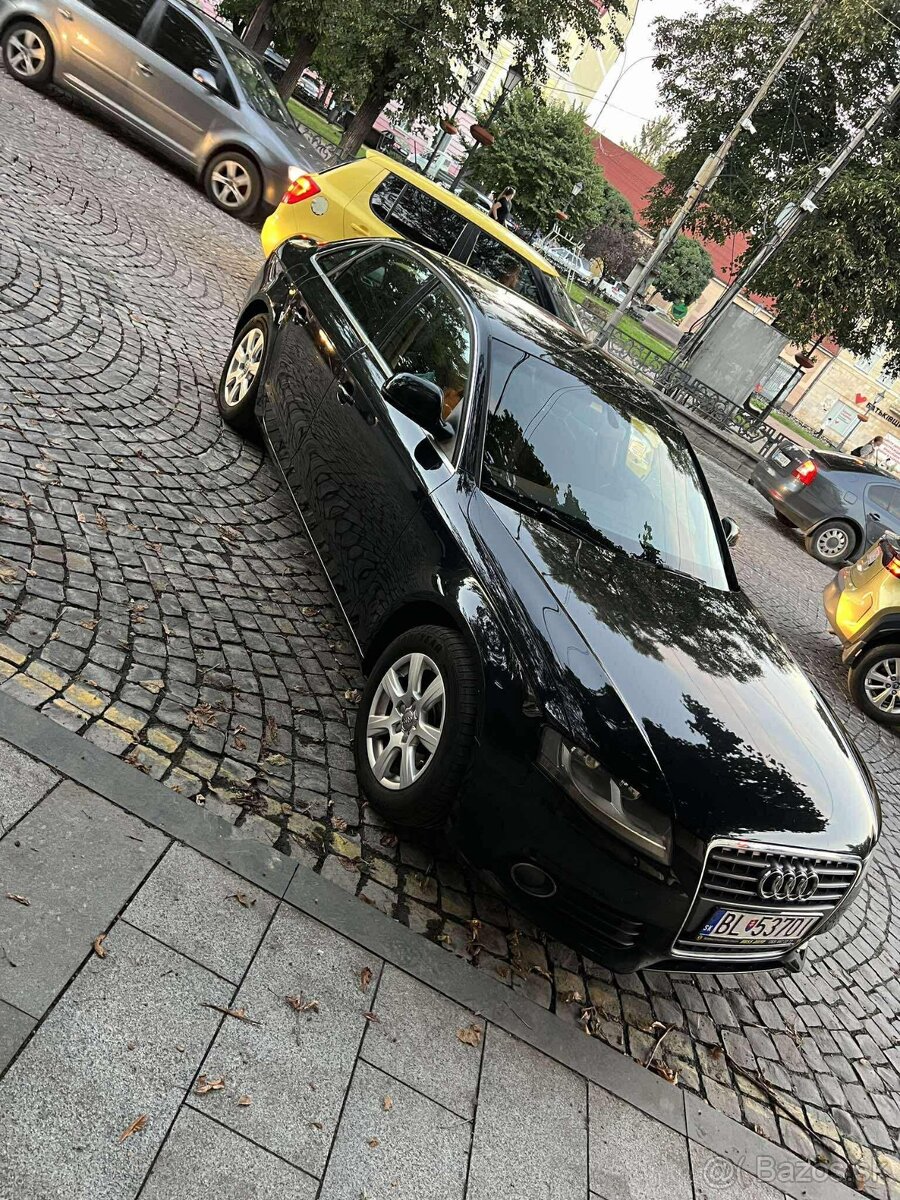 Audi A4B8 - 3