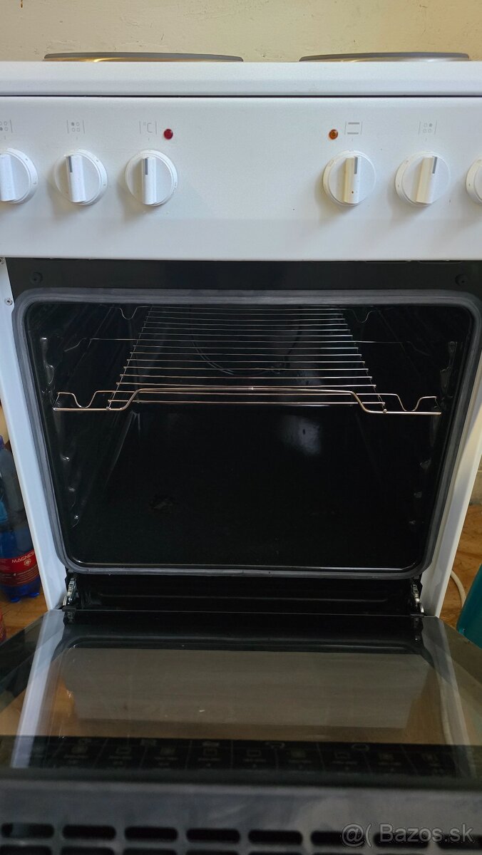 Elektricky sporak NOVY - 3