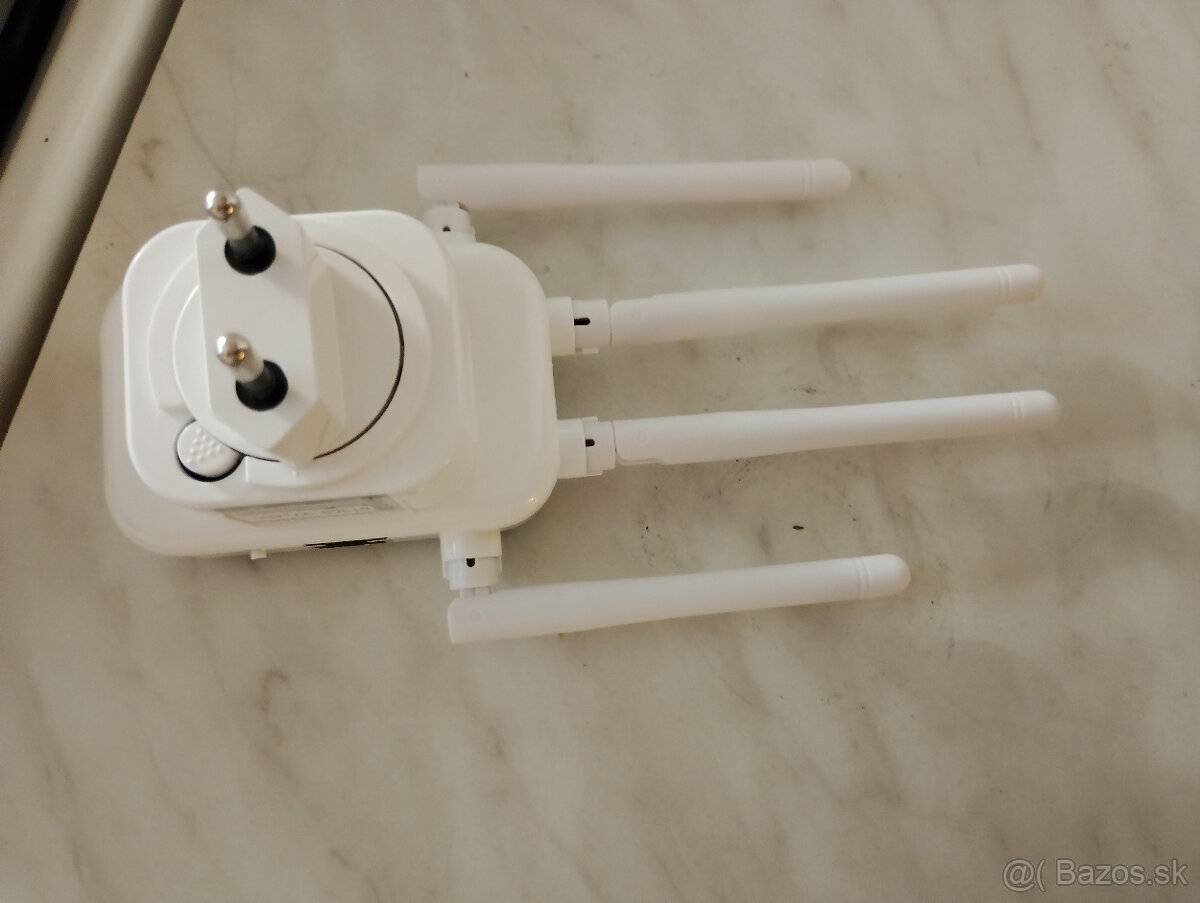 Dual Band WiFi Extender - 3