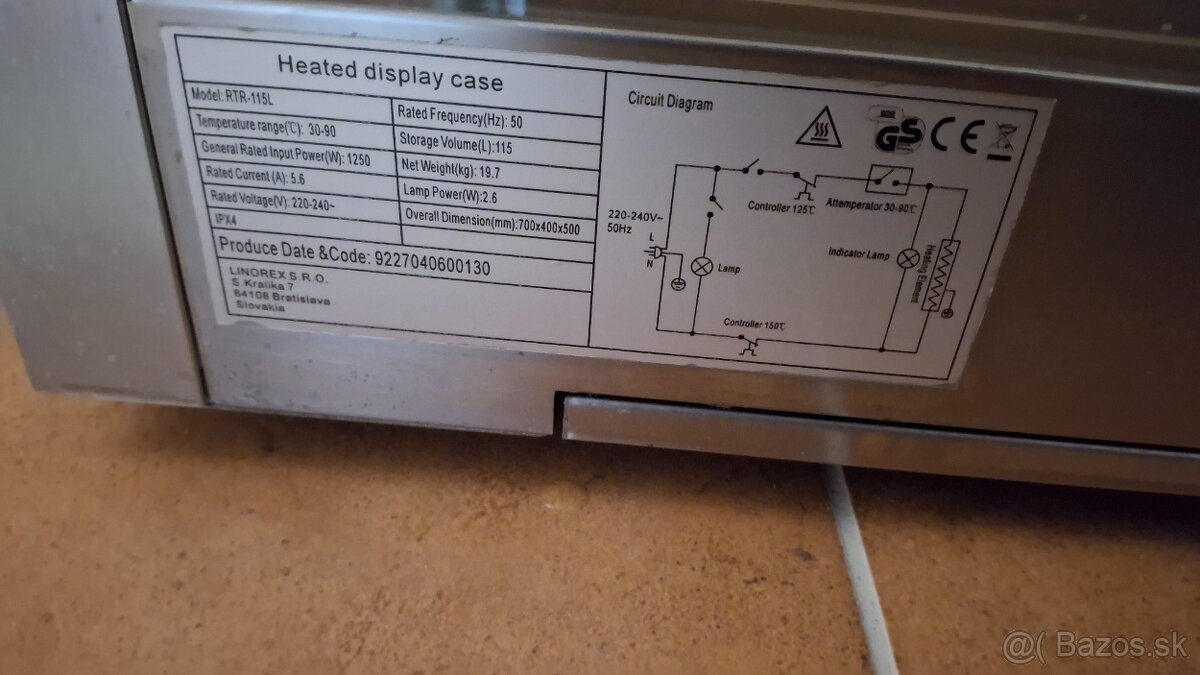 Ohrievacia vitrína - 3