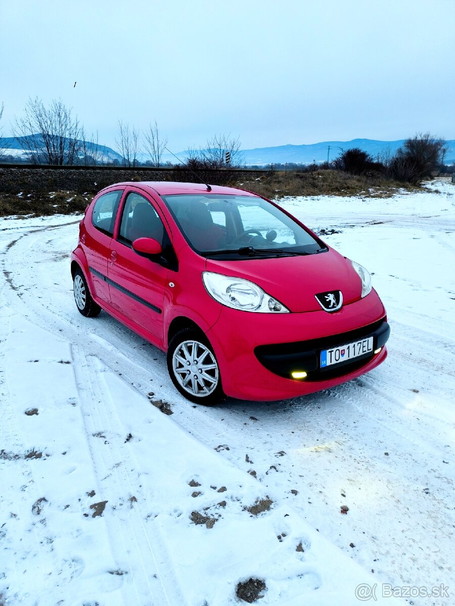 Peugeot 107 klíma, handsfree, kamery - 3