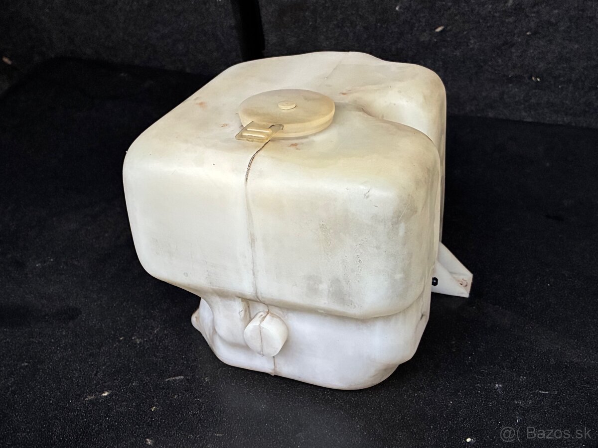 Nadobka ostrekovačov E30 - 3