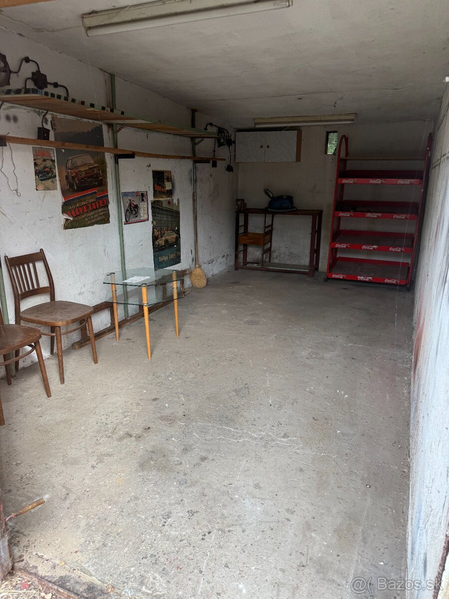 Garáž - predaj / Garáže Popradská / Katkin park - 3