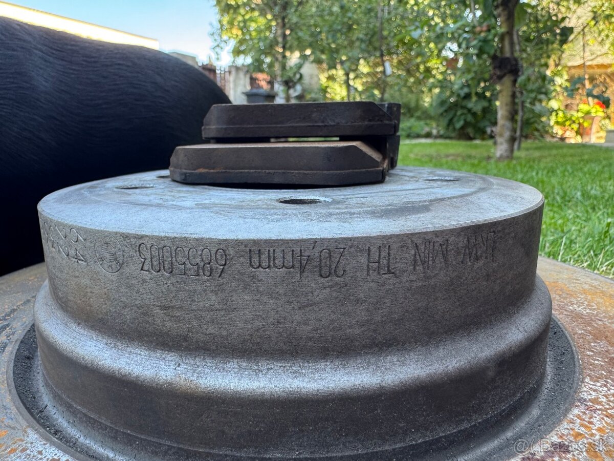 BMW E82 135i brzdové kotúče a platničky - 3