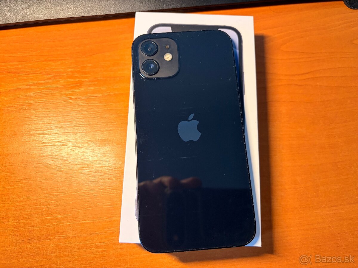 iPhone 12 64GB Black - 3