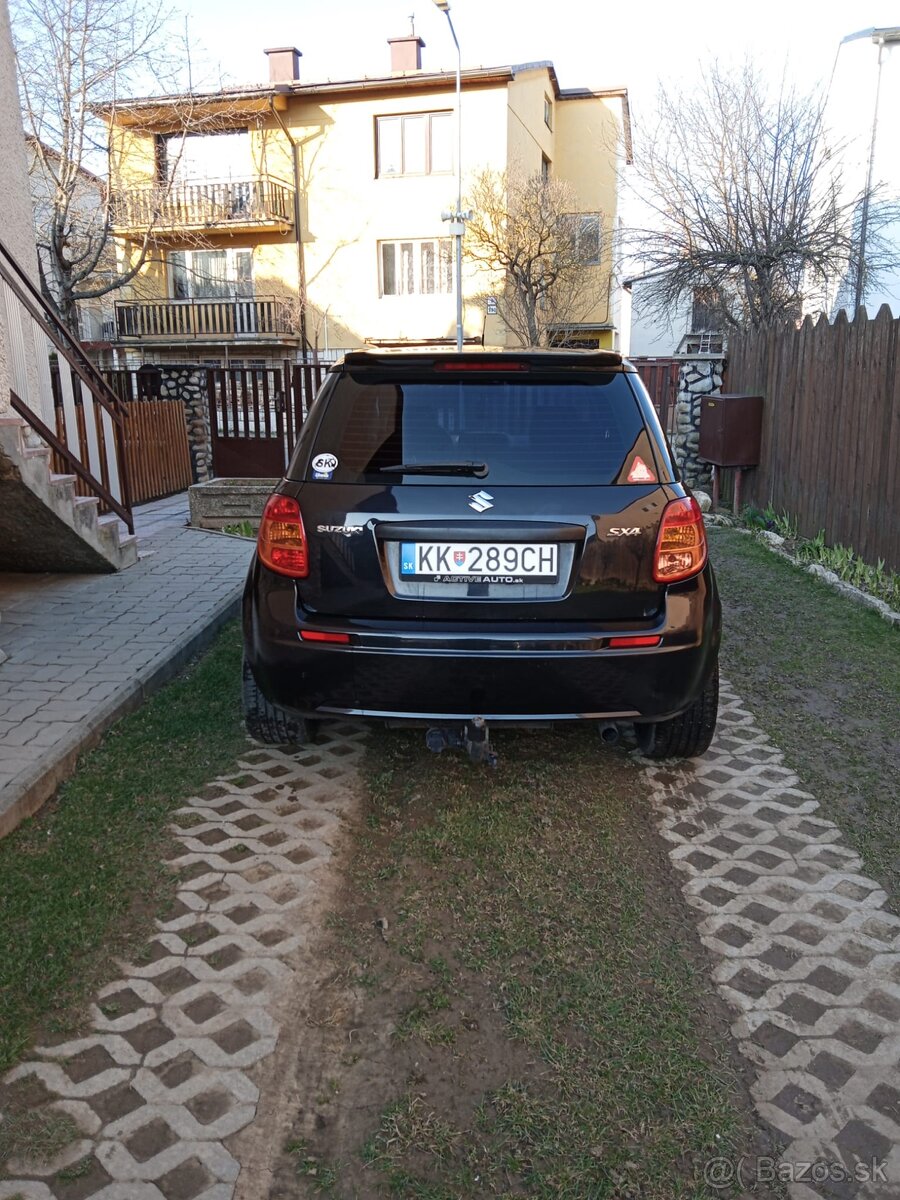 Suzuki SX4 - 3