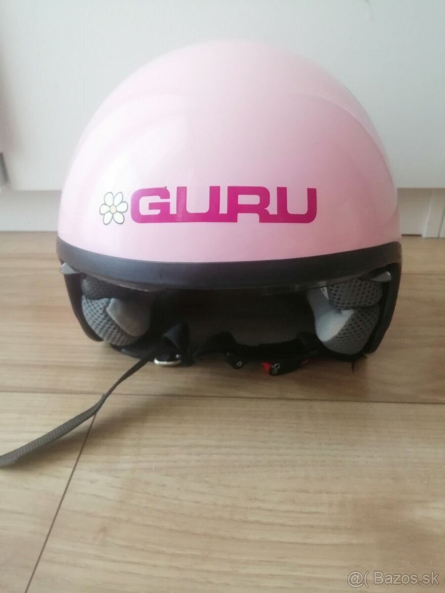 Givi Guru helma - 3
