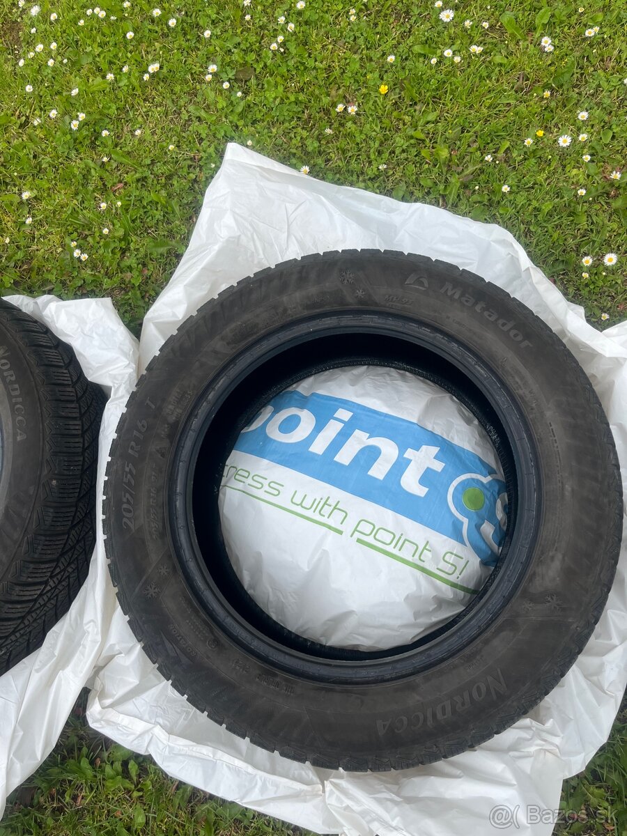 Pneu 205/55 r16 - 3