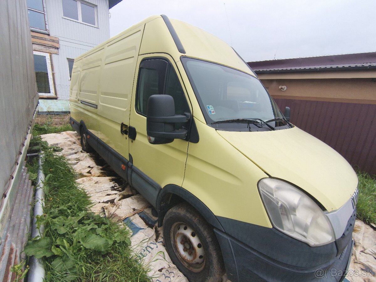 Predám Iveco Daily 35S17 3.0 automat - 3