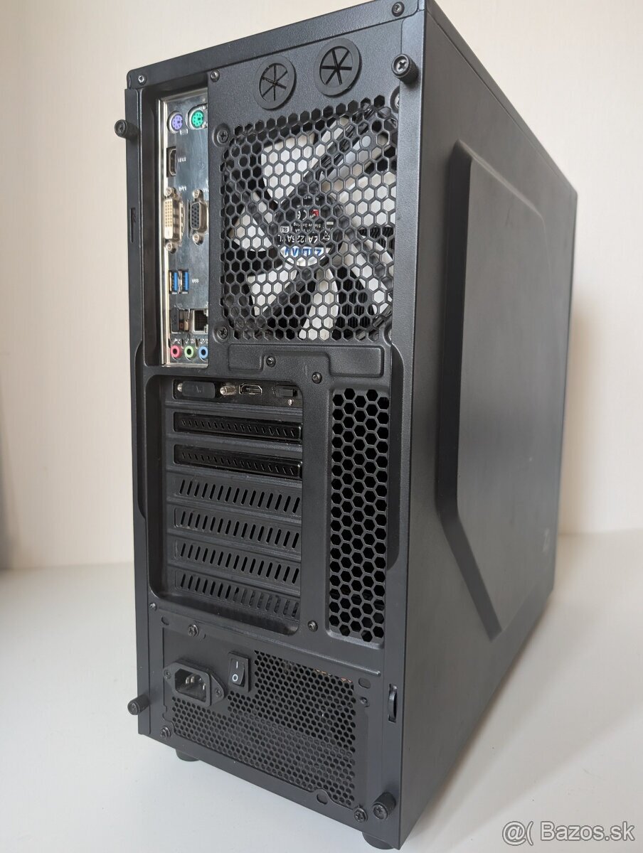 AMD R7/8GB DDR3/RX 550/120GB SSD/1TB HDD - 3