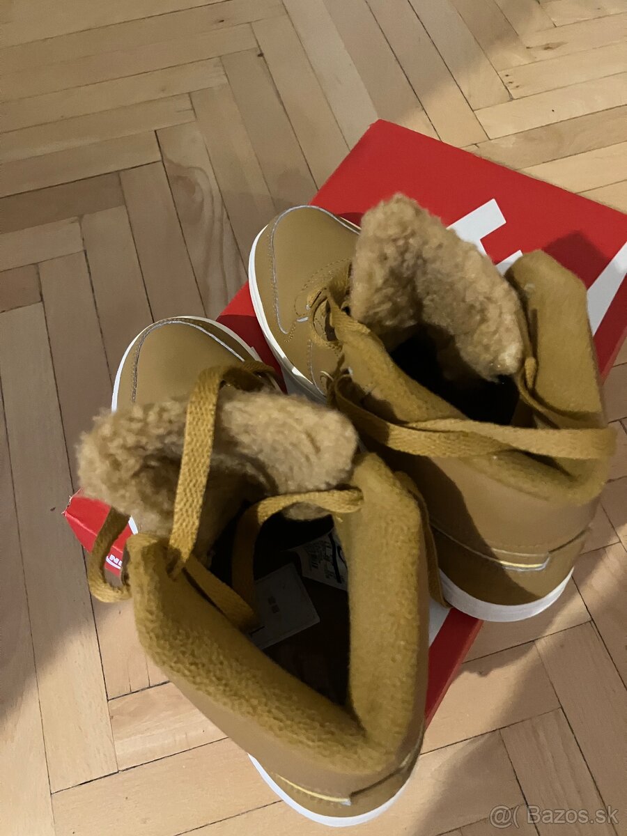 Predam zimne Nike damske velkost 38 - 3