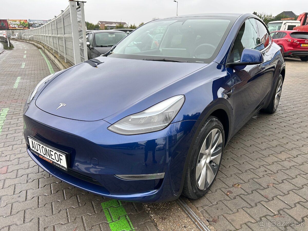 Tesla Model Y Dual Motor LongRange 75kWh 514 k pohon 4x4 - 3