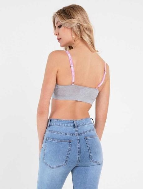 Šedá podprsenka - 3
