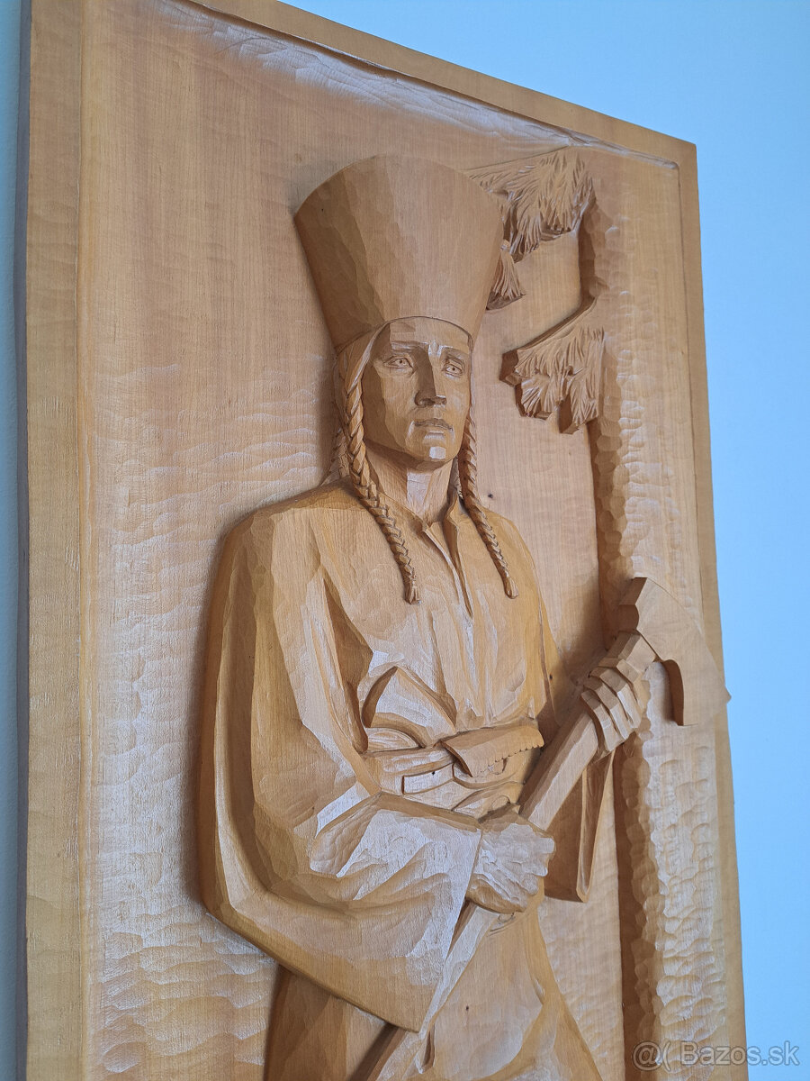 Figurálny drevený reliéf - 3