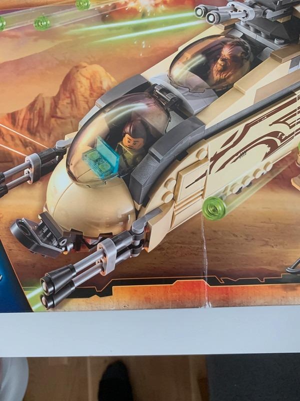 LEGO Star Wars 75084 Wookiee Gunship - 3