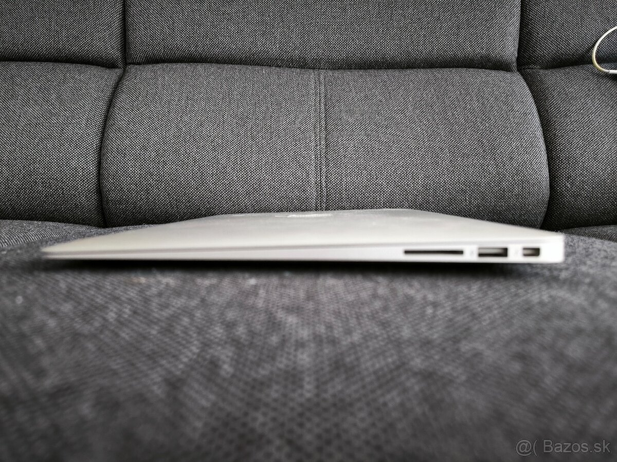 Predám Macbook Air 13 i5 os Ventura 13.7.8 - 3