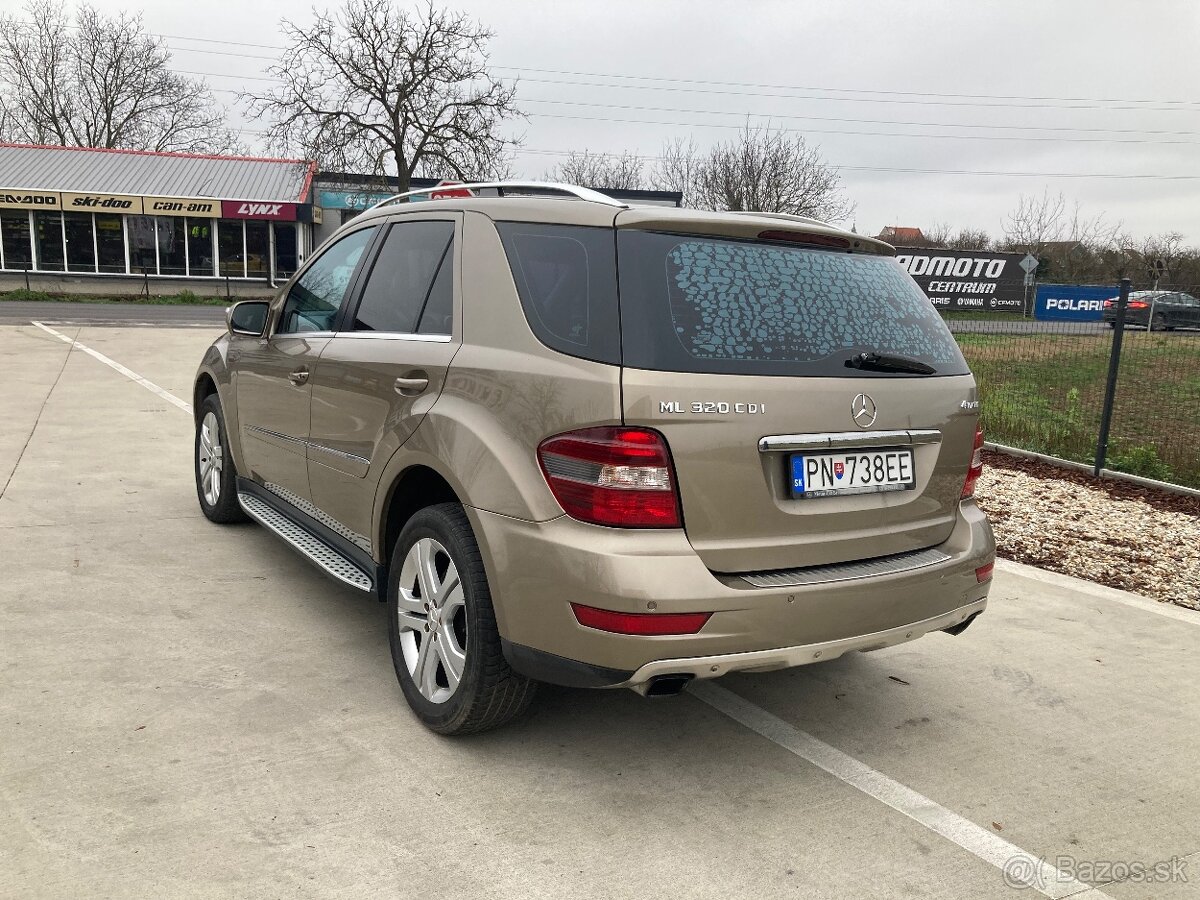 Mercedes ML320 - 3