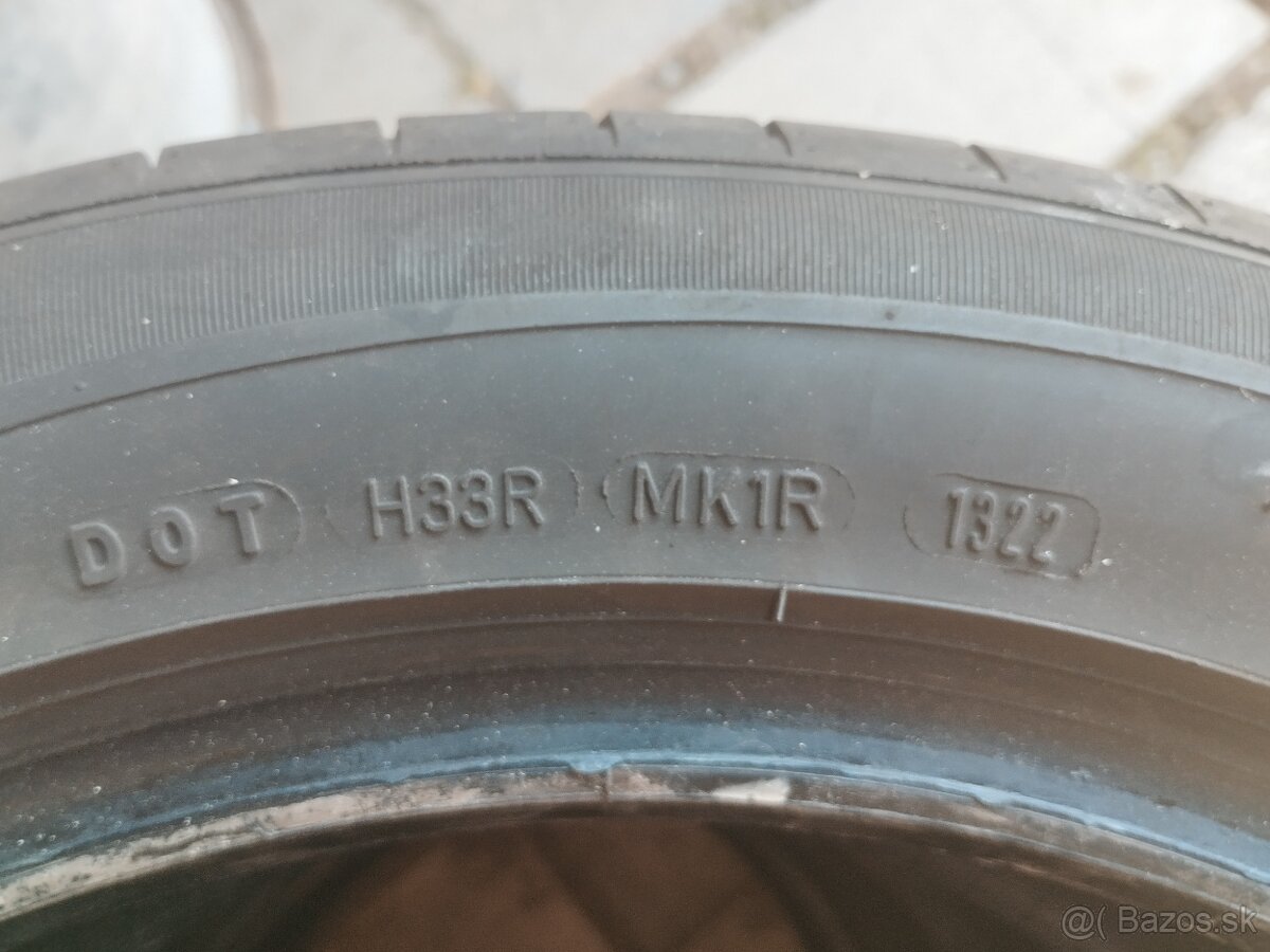 Predám Sava 215/55 R17:98W - 3