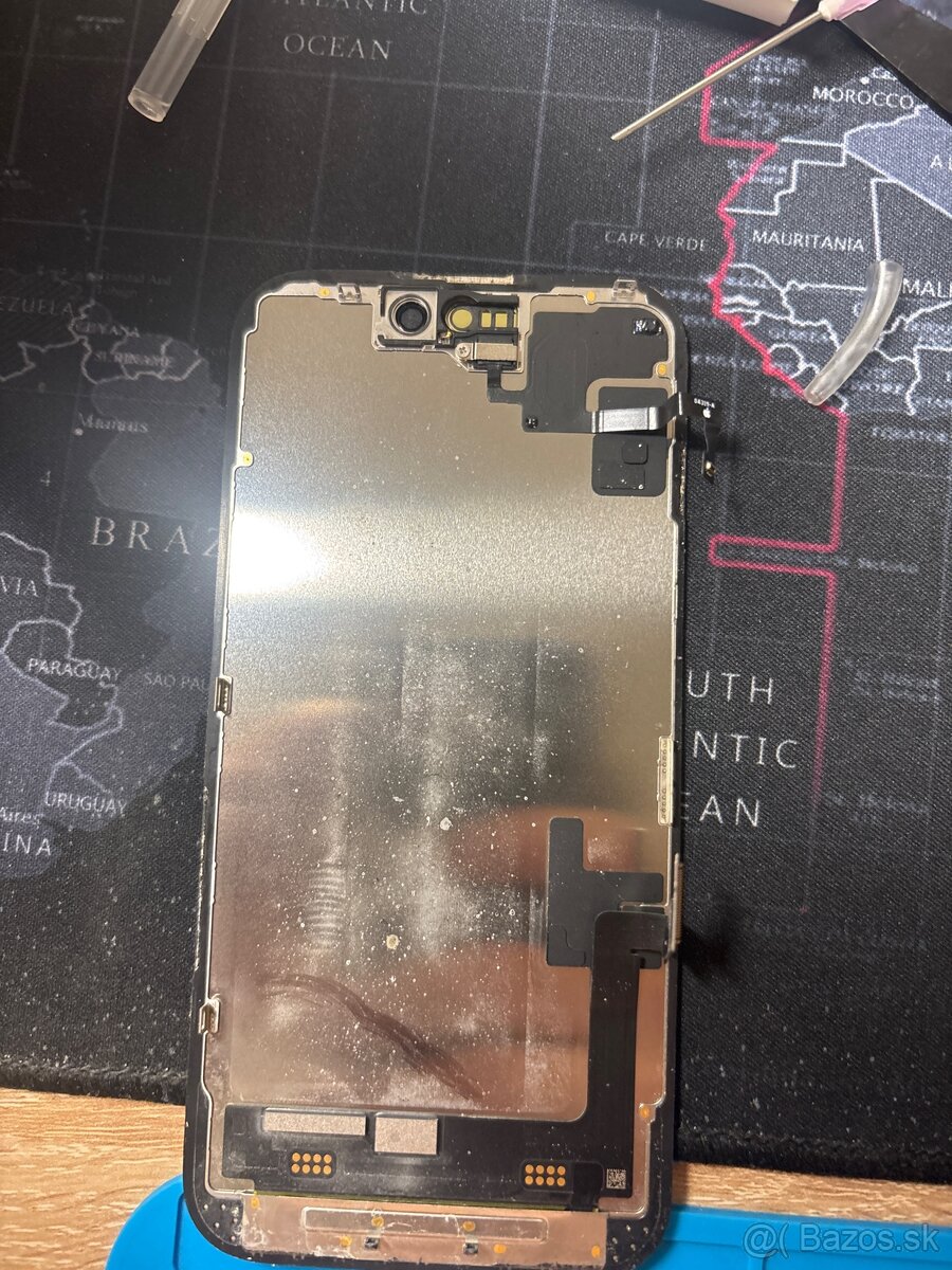 Predam iphone 15 prigo displej - 3