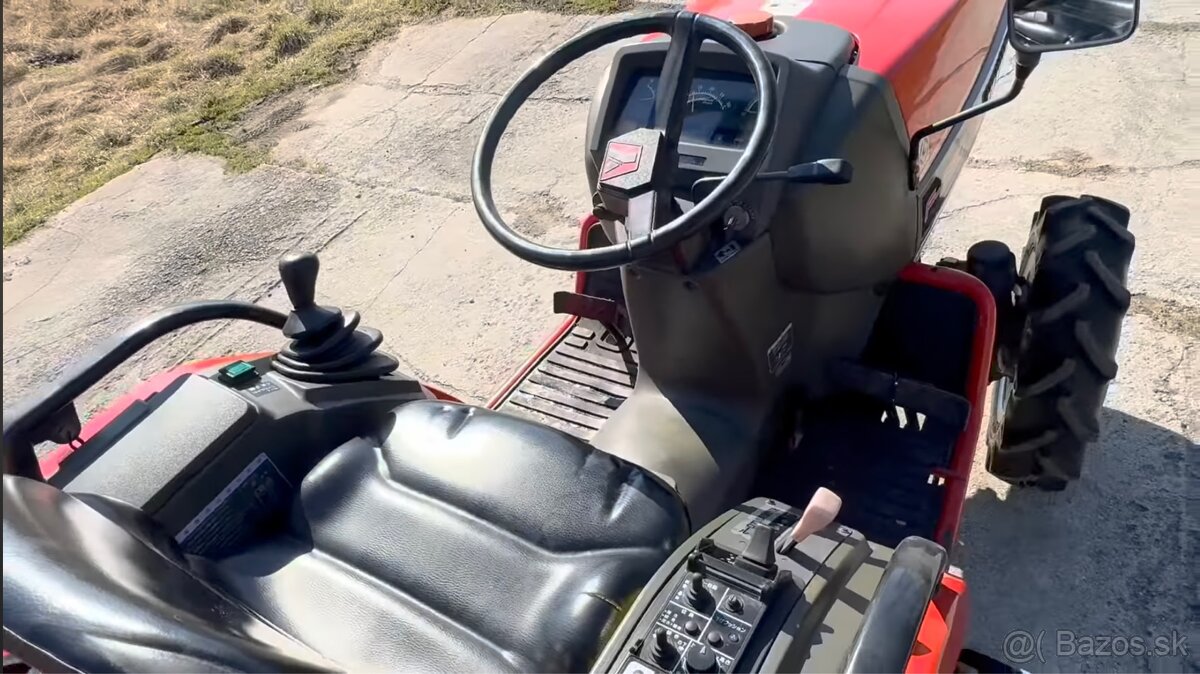 Predám malotraktor Yanmar F-220 - 3