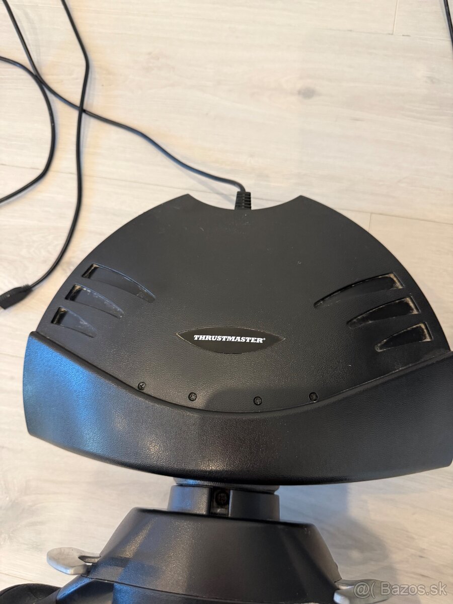 thrustmaster t80 rw ferrari 488 gtb volant s pedalmi - 3