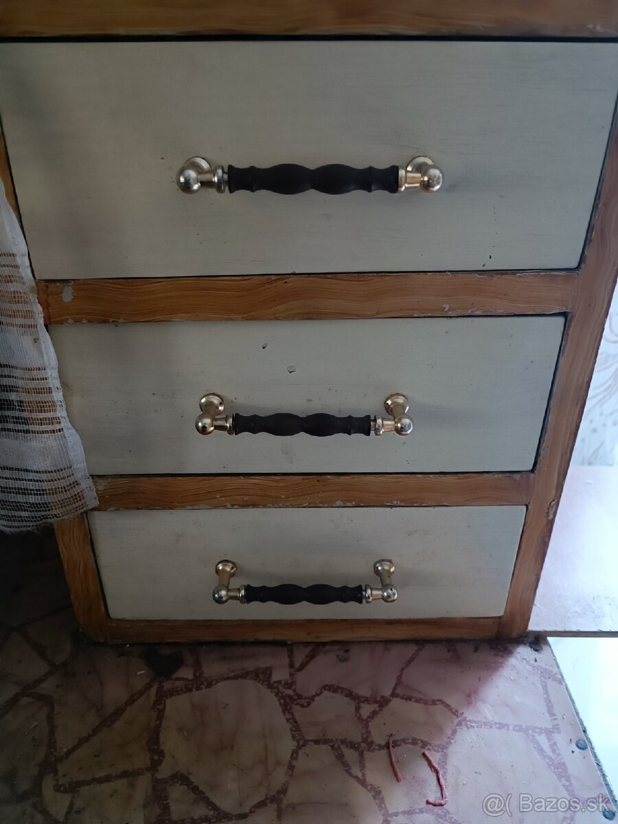 Sekretár starožitný - 3