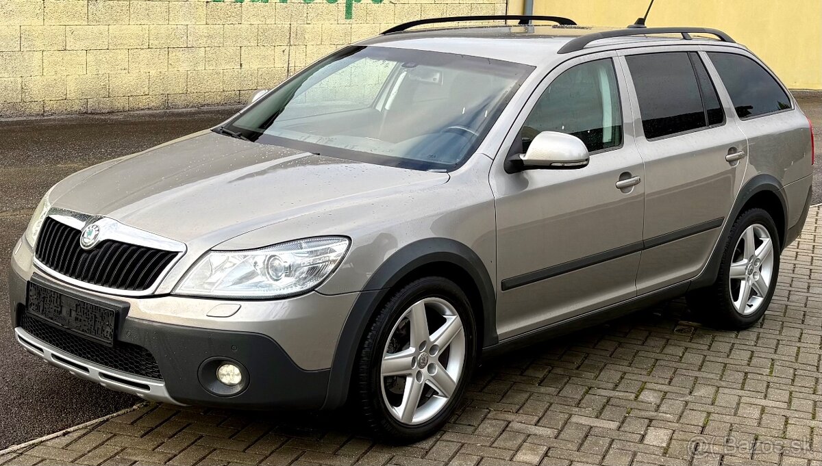 Škoda Octavia 2 SCOUT 2.0 TDi 103kw 4x4 XENON VYHREV - 3