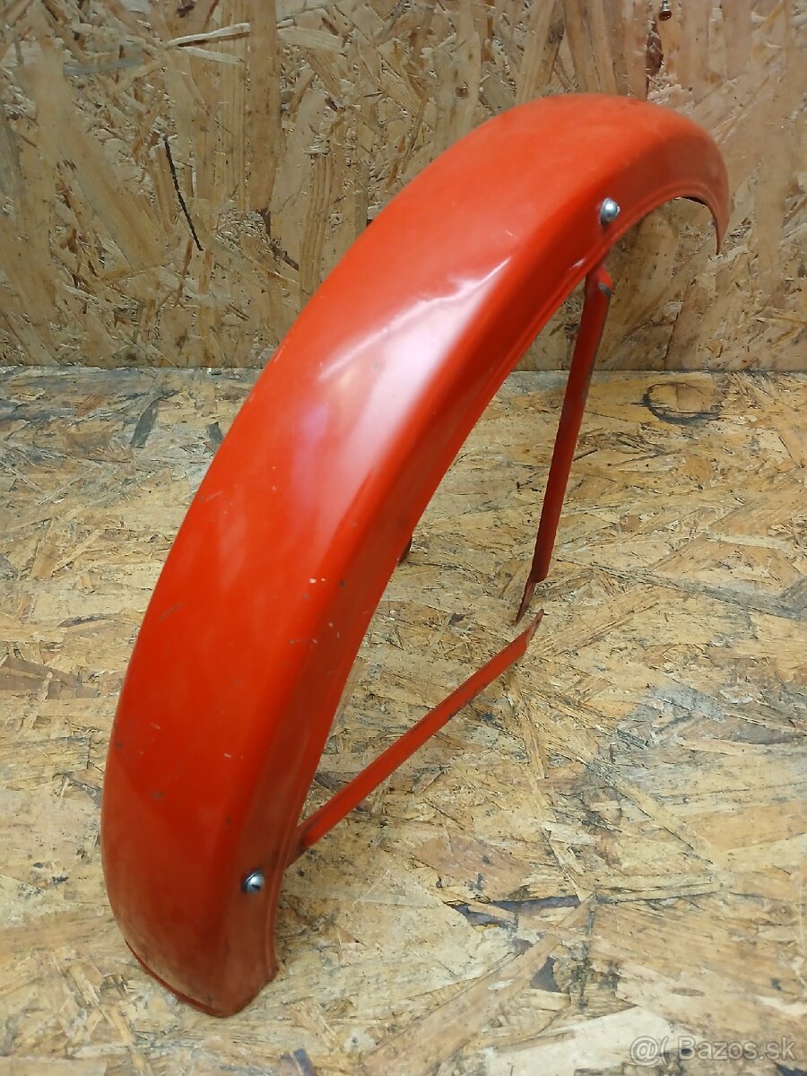 Babetta 210 predný blatník starý typ - červený - 3