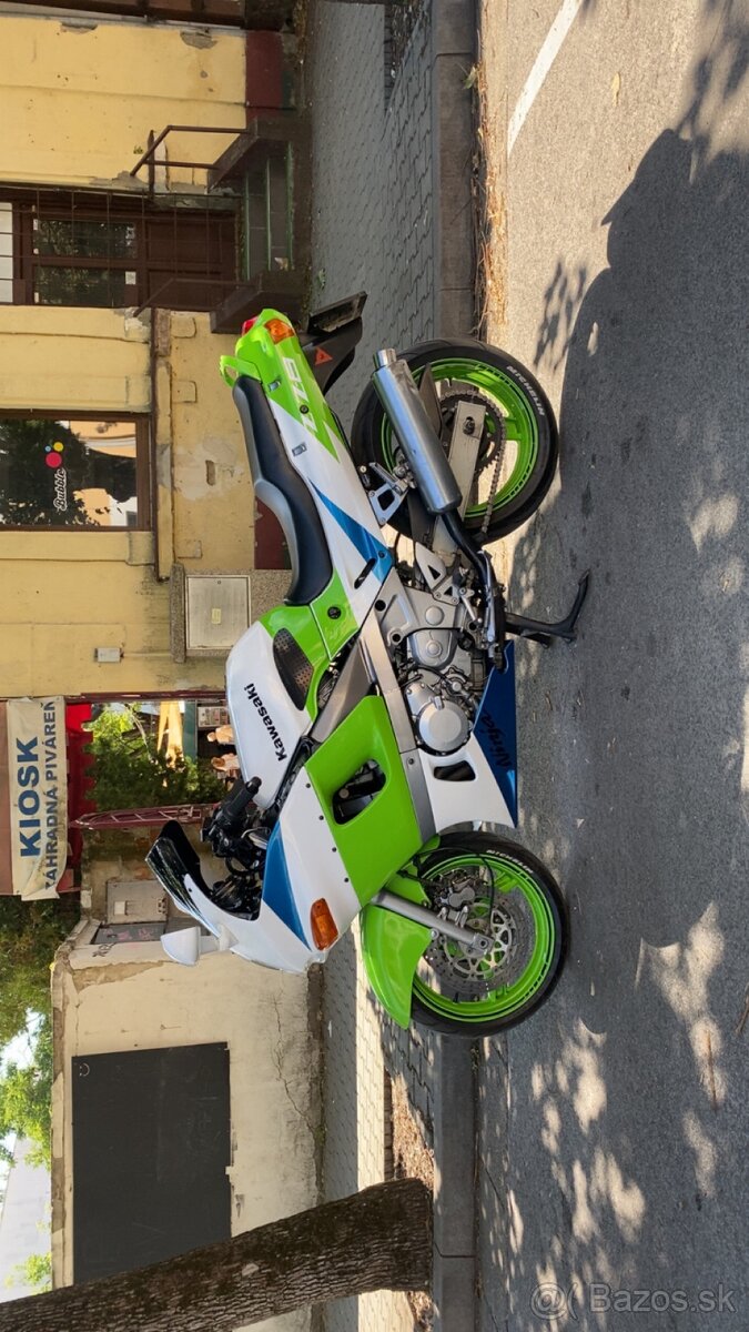 Kawasaki ZZR 600 - 3