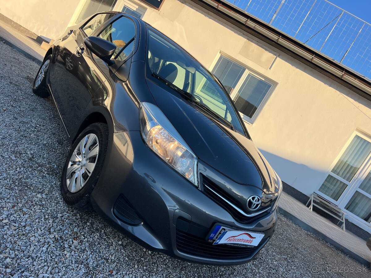 Toyota Yaris 1.33I Dual VVT-i Style SK - 3