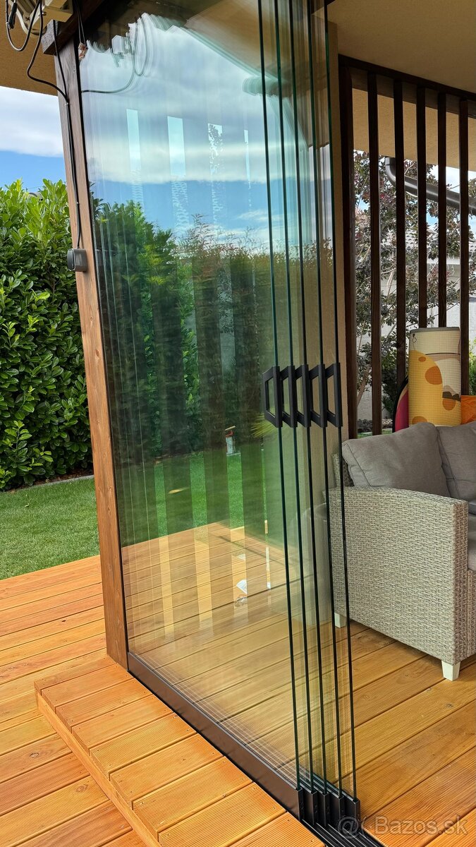 bezrámové posuvné zasklenie - 3
