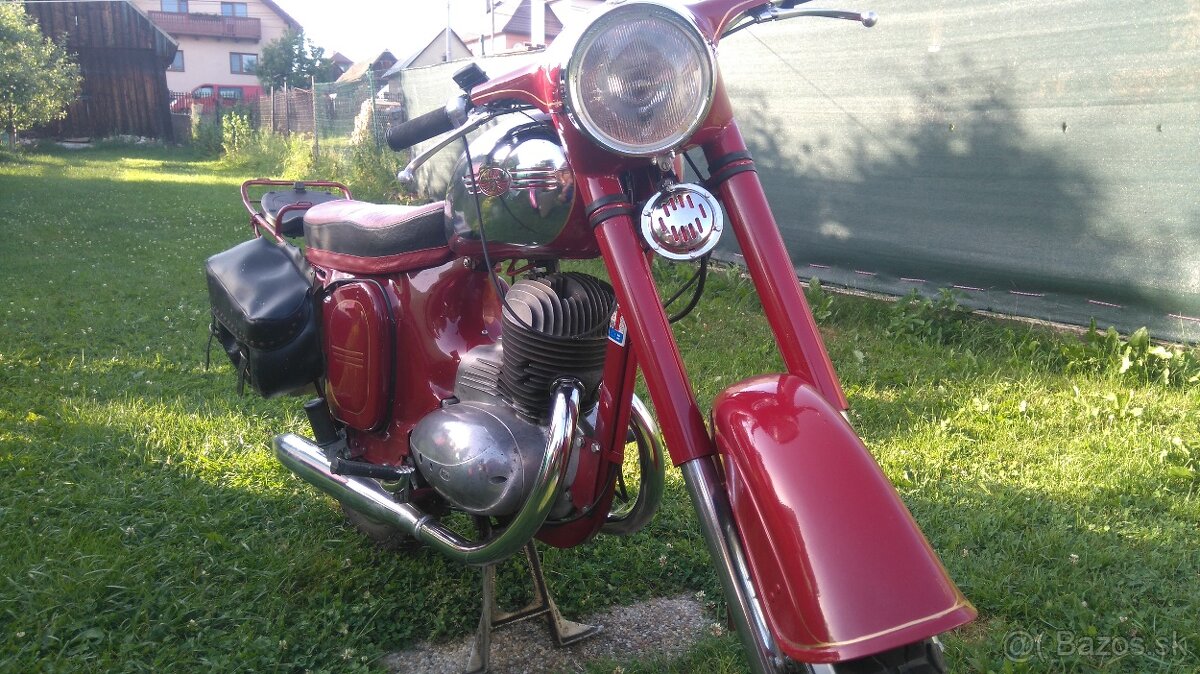 JAWA 559 panelka - 3