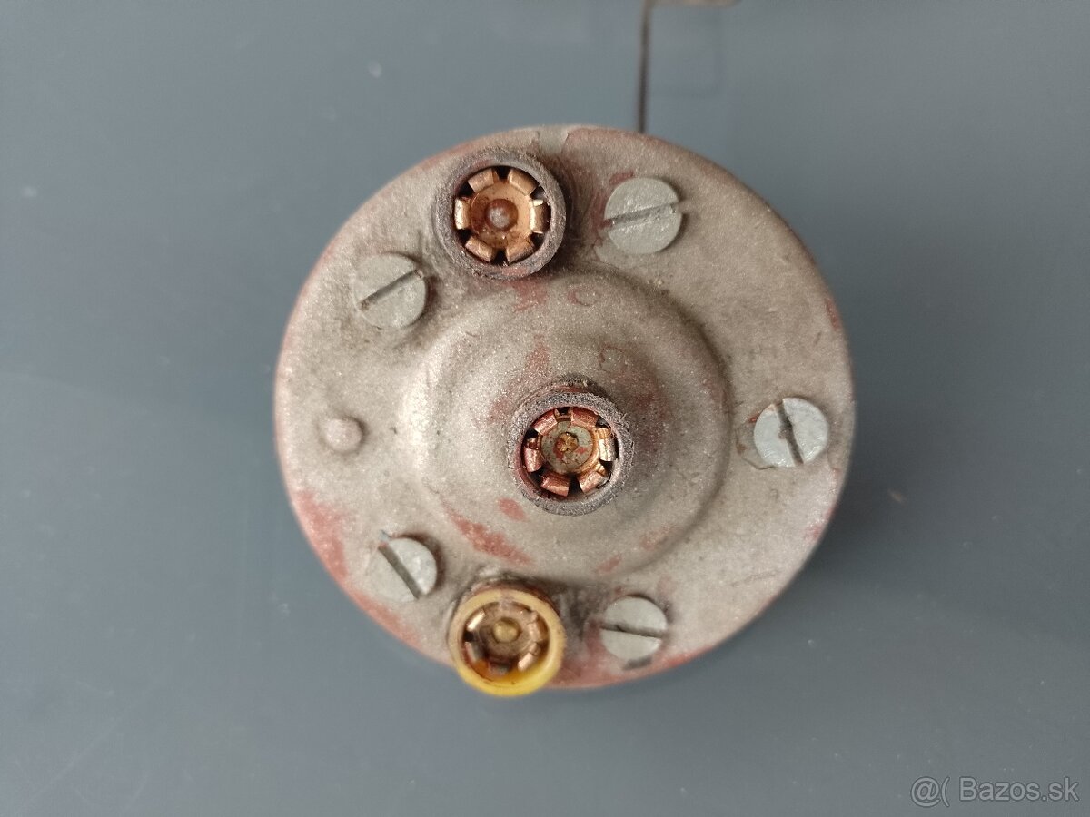 Plavák nádrže SKODA 1000MB 1965 - 3