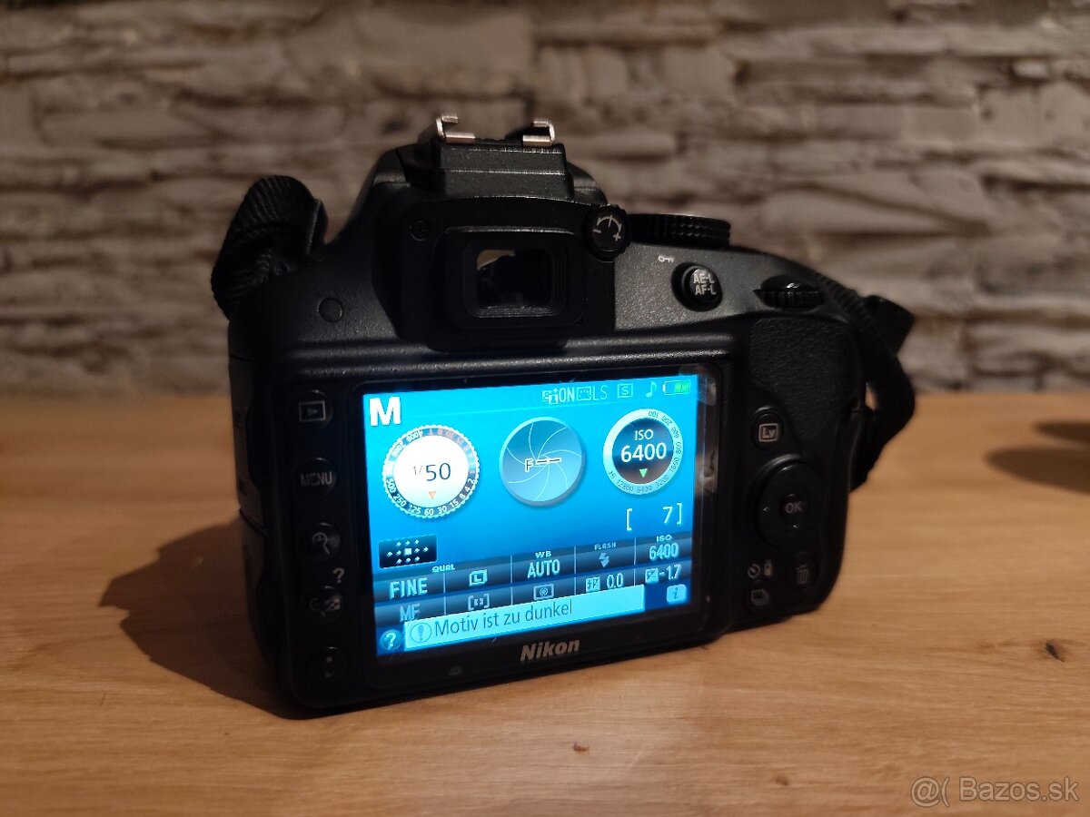 Nikon D3300 - 3