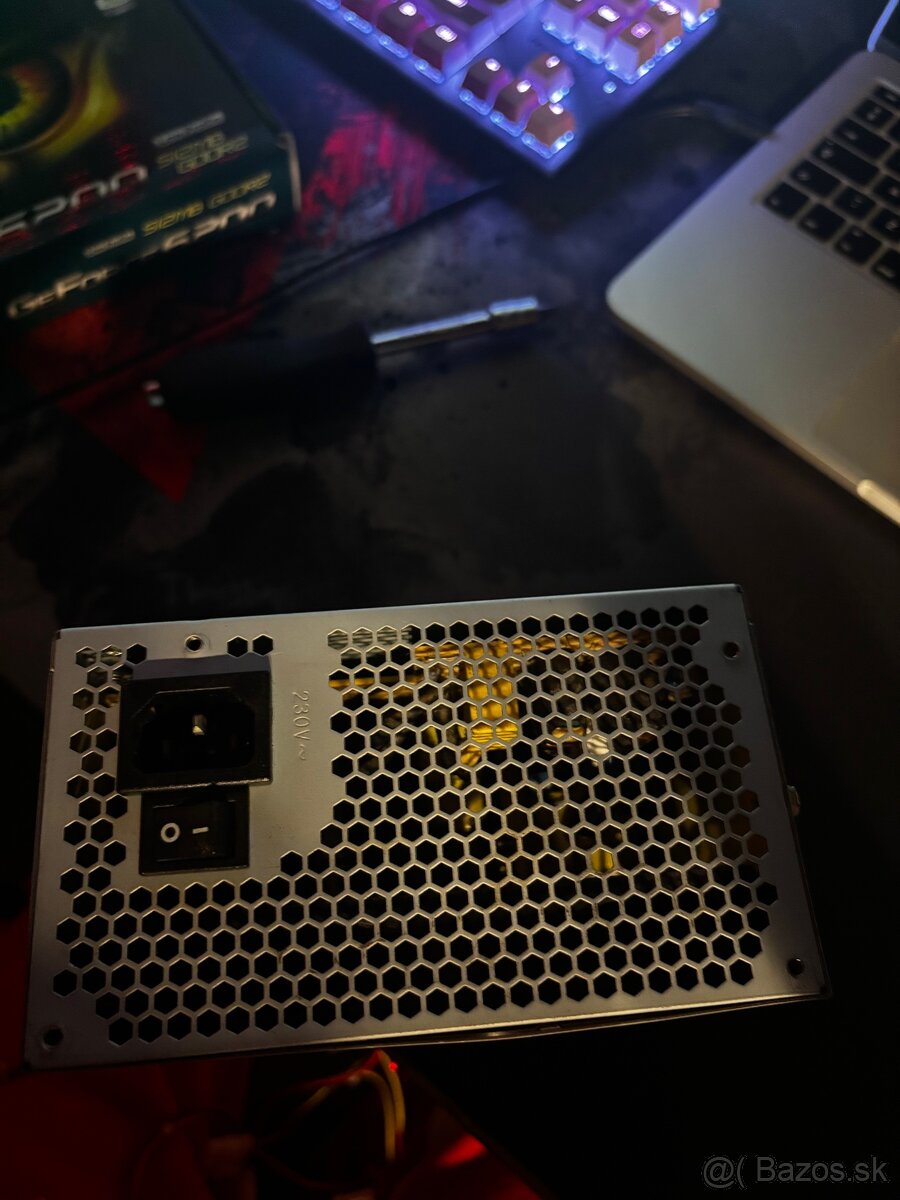 FSP 300w ATX zdroj - starší/retro - 3