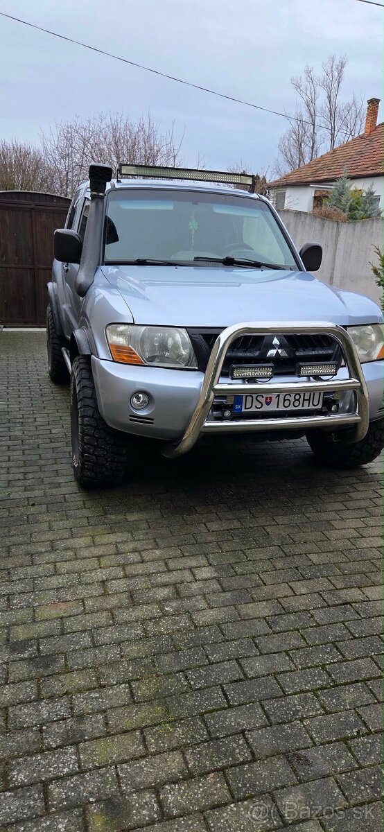 Predam Mitsubushi Pajero - 3