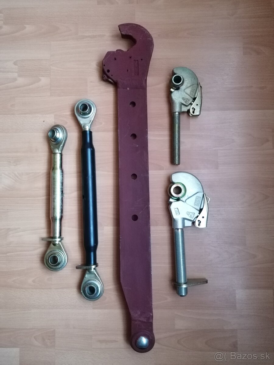 Predám hák, rýchloupinák do ramien hydrauliky, trojbodu, cbm - 3