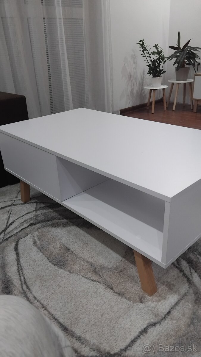 Konferenčný stolík - 3