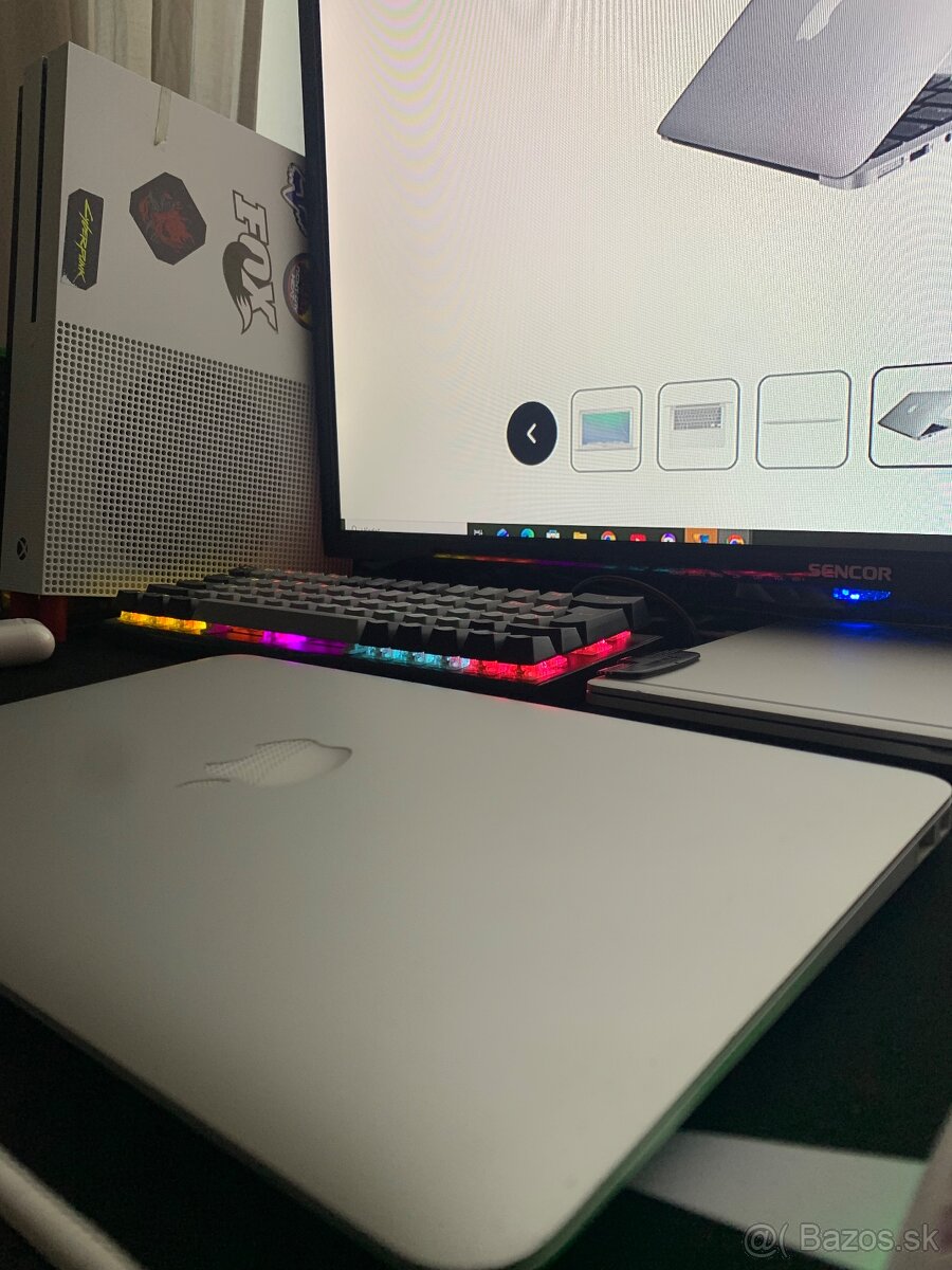 MacBook Air 11” (2015) - 3