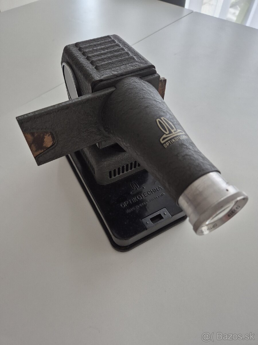 Starý diaprojektor Optikotechna. V perfektnom stave - 3